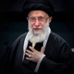 किस्मत न्यूज़ परिवार की ओर से खामनेई को विनम्र श्रद्धांजलि।”