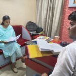 रतलाम.राजस्व अधिकारियों द्वारा गैस एजेंसियों के वितरण केन्द्रों का निरीक्षण किया गया.   रीपोर्ट मनोहर मालवीय।