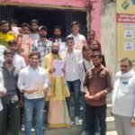देवास.टोंक खुर्द में गौ सम्मान आव्हान अभियान के अंतर्गत तहसीलदार महोदय को दिया ज्ञापन. शेख इक़बाल 