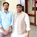 उज्जैन ।राष्ट्रीय अध्यक्ष अल्पसंख्यक मोर्चा माननीय कुंवर बासित अली जी से भेंट कर मध्य प्रदेश उज्जैन से usk मानवाधिकार अध्यक्ष शैहरोज कुरैशी  ने दी हार्दिक बधाई 